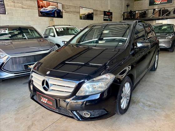 MERCEDES-BENZ B 200 1.6 TURBO GASOLINA 4P AUTOMÁTICO